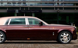 Rolls-Royce Lửa Thiêng 50 tỷ của đại gia Việt lên báo Tây