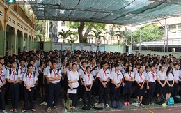 Gần 70.000 học sinh bước vào kỳ thi tuyển lớp 10 ở TP HCM
