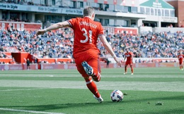 Schweinsteiger ghi bàn sau 17 phút ra mắt Chicago Fire