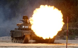 24h qua ảnh: Xe tăng Nga khai hỏa tại cuộc thi quân sự quốc tế