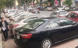 Gần 60 nghìn m2 vỉa hè Hà Nội biến thành bãi giữ xe