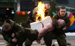 24h qua ảnh: Đặc nhiệm Belarus phô diễn kỹ năng chiến đấu