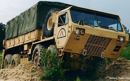 Top 10 xe tải quân sự "khủng" nhất thế giới