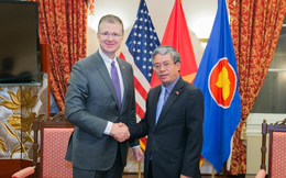 Tân Đại sứ Mỹ Daniel Kritenbrink bắt đầu học tiếng Việt