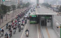 Nếu không cấm lấn làn BRT, sẽ phải có ô tô bay mới đi lại được trong Thủ đô