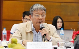 CSGT bị cát tặc nhấn chìm dưới lòng sông
