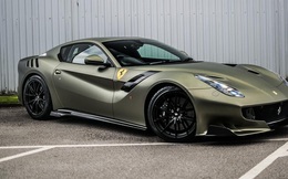 Làm quen với "quái vật" Ferrari F12tdf màu xanh lục nhám tuyệt đẹp