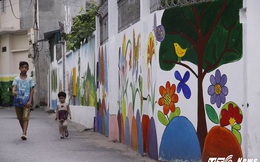 Ảnh: Độc đáo con đường bích họa đẹp như mơ ở Hà Nội