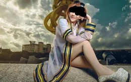 Chụp ảnh sexy với áo cử nhân, cô gái Thái Lan "hứng đá" từ cộng đồng mạng