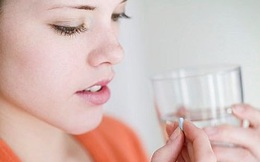 Phụ nữ có thai bị viêm họng dùng thuốc thế nào?