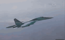 Không chiến Nga Mỹ: F-15 sẽ gặp tai họa nếu bám đuôi Su-34 - Đại Bàng Mỹ  bẽ bàng