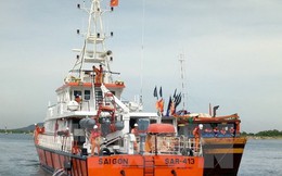 Cứu 6 thuyền viên của tàu cá Khánh Hòa bị chìm tại Ninh Thuận
