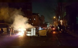Iran: Cảnh sát "bắn chết 2 người biểu tình"