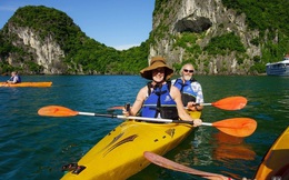 Chủ tịch UBND Hạ Long lên tiếng về việc dừng hoạt động chèo thuyền kayak