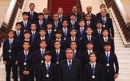 Như U-23 VN, 'biển người' chào đón U-16 Tajikistan ở quê nhà