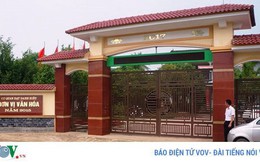 Khởi tố 2 đối tượng xông vào phòng Chủ tịch xã đánh người