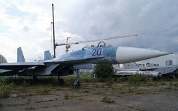 [ẢNH] Ngạc nhiên trước "nghĩa địa máy bay" quân sự cực lớn ngay giữa thủ đô nước Nga