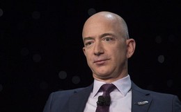 Jeff Bezos vừa thiết lập kỷ lục là người có tài sản giảm nhanh và nhiều nhất trong lịch sử: Gần 20 tỷ USD 'bay' trong 2 ngày!