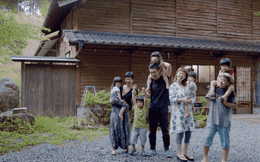 Ngôi nhà yên bình ẩn mình bên núi luôn rộn ràng tiếng cười của người chồng lấy hai vợ và có 6 đứa con ở Nhật