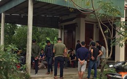 Chồng đi làm ăn xa, vợ ở nhà tẩm xăng tự thiêu trước cửa