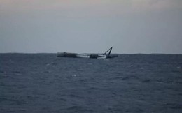 Tên lửa Falcon 9 của SpaceX bất ngờ sống sót nguyên vẹn sau khi lao thẳng xuống Đại Tây Dương
