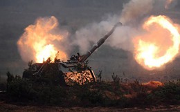 Video: Xem đạn thông minh cực mạnh của pháo binh Nga diệt mục tiêu