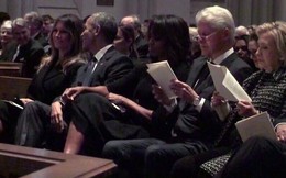 Người Mỹ bàn tán về nụ cười của bà Melania với ông Obama tại lễ tang cựu đệ nhất phu nhân Barbara Bush