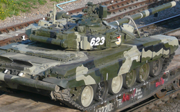 TIN VUI: Xe tăng T-90S về Việt Nam - tàu Ocean Energy đang nhận hàng ở cảng?