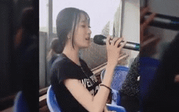 CLIP: Cô gái răng khểnh hát cải lương siêu mượt được nhiều chàng nhận là "vợ quốc dân"