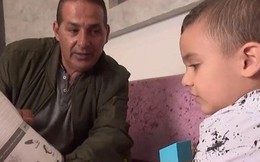 Lạ kỳ bé Israel 3 tuổi nói được tiếng Anh dù chưa được học