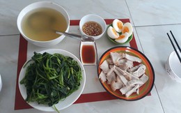 Khoe bữa cơm mùa hè 35 nghìn 4 món, mẹ trẻ khiến chị em chia phe tranh cãi