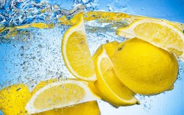 5 tác hại không ngờ khi uống quá nhiều nước chanh