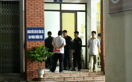 Nhiều cảnh sát cơ động đến Sở GD&ĐT Hà Giang lúc đêm khuya