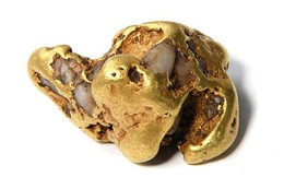 Như trúng xổ số, một người dân bất ngờ tìm thấy cục vàng lớn nhất trong vòng 500 năm ở Anh
