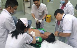 Nhân viên quán nhậu đâm khách vì chê tiền bo ít