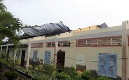 Cà Mau: Lốc xoáy khiến sập mái 6 nhà dân và 3 phòng học