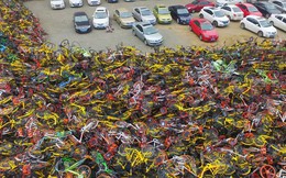 Choáng ngợp với những tấm ảnh chụp từ trên không của các "nghĩa địa xe đạp" tại Trung Quốc