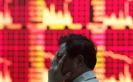 Tin xấu thương mại đẩy chứng khoán Trung Quốc chạm đáy 4 năm
