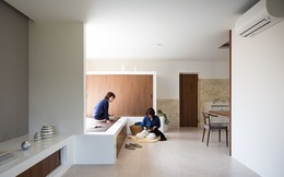 Ngôi nhà tối giản nhưng đầy sức hút của 2 người phụ nữ và 1 chú chó nhỏ ở Nhật