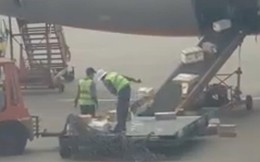 Ném hành lý của khách, 2 nhân viên Jetstar Pacific bị sa thải