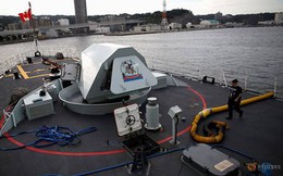 Tàu chiến nước ngoài "ùn ùn" tới Biển Đông, thông điệp gì cho Trung Quốc?