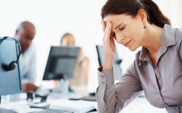 Rụng tóc thời kỳ mãn kinh, làm sao hạn chế?