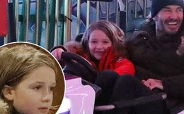 David Beckham tươi rói đưa Harper đi chơi, chẳng màng vụ bị chỉ trích vì hôn môi con gái