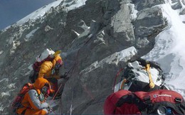 Chuỗi cung ứng “chết người” chinh phục đỉnh Everest của các Sherpa: 100 người leo thì 4 người bỏ mạng!