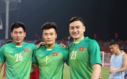 Bùi Tiến Dũng lần đầu lên tiếng khi bị đồn "coi Văn Lâm như kẻ thù": Anh Lâm là thủ thành số 1 Việt Nam
