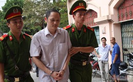 Gian lận thi cử ở Hà Giang: Bí ẩn con lợn nhựa bị cáo Lương gửi nhà mẹ vợ trước khi bị bắt