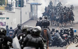 Ecuador: Biểu tình bạo lực đến mức tổng thống phải rời thủ đô