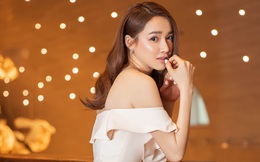 Nhã Phương khoe vai trần gợi cảm