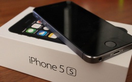 iPhone 5S "đắt bỏng tay" một thời xuống giá thảm, ngang ngửa chiếc điện thoại cục gạch