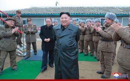 Vì sao ông Kim Jong Un theo đuổi phong cách thời trang mới, không còn mô phỏng theo ông nội?